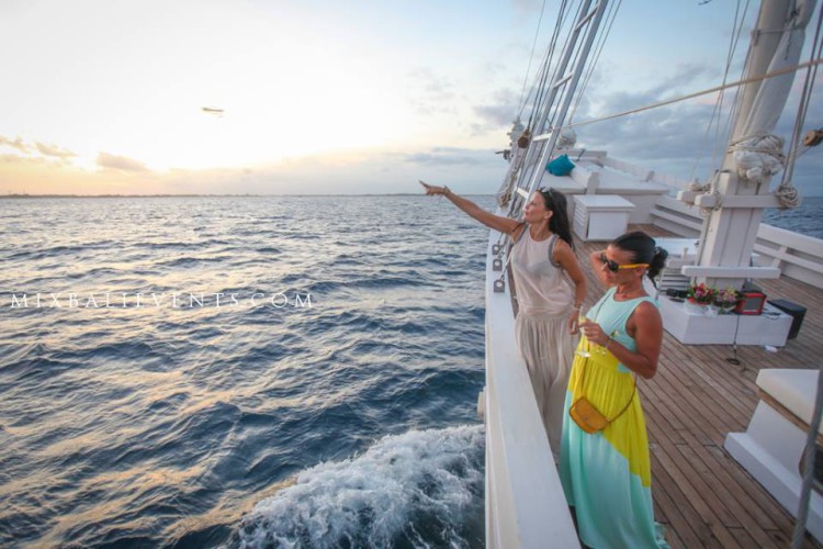 свадьба на бали, свадебная церемония на бали, свадьба на яхте, организация свадьбы на бали